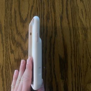 iPhone 11 Pro charging case